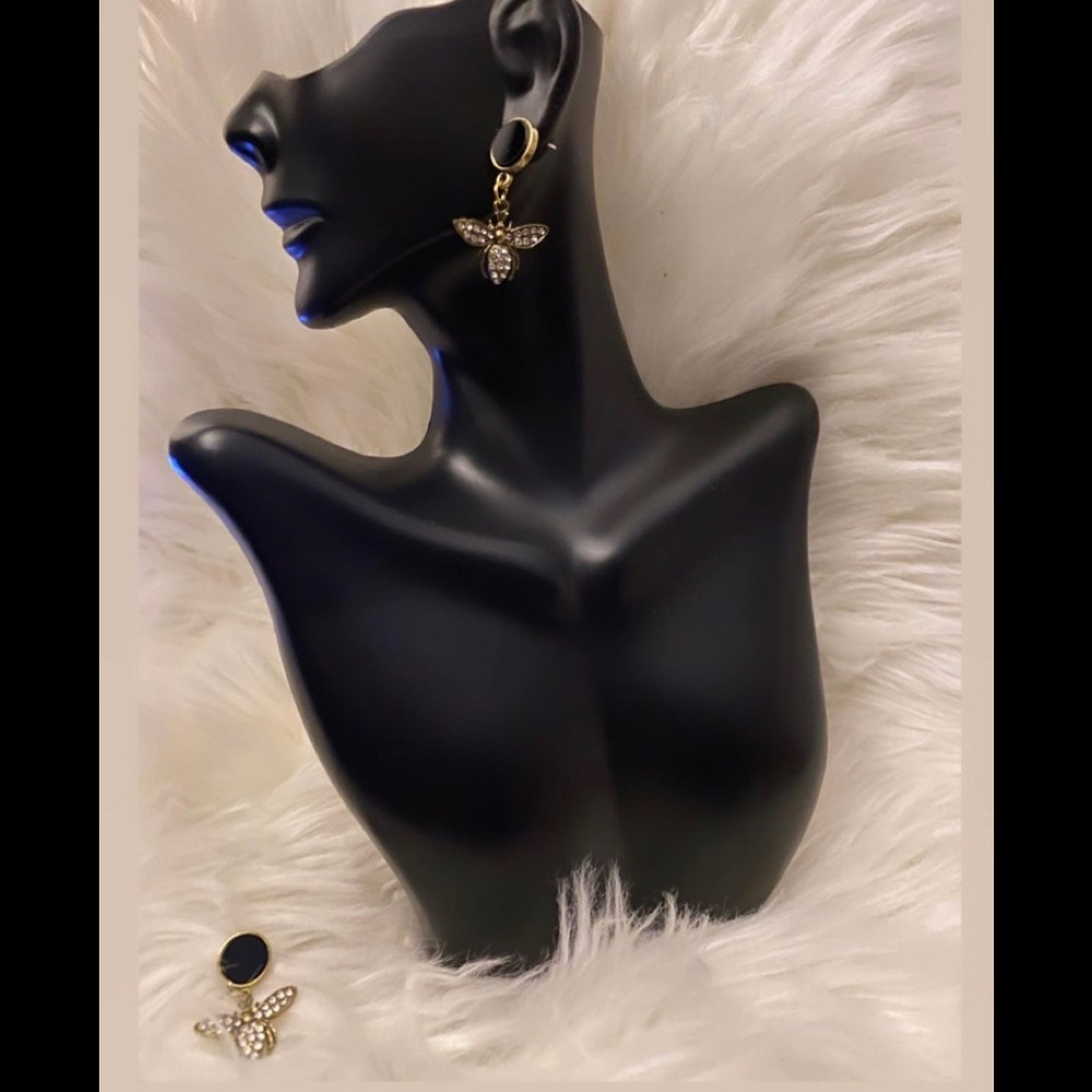 Bee‎ Earrings